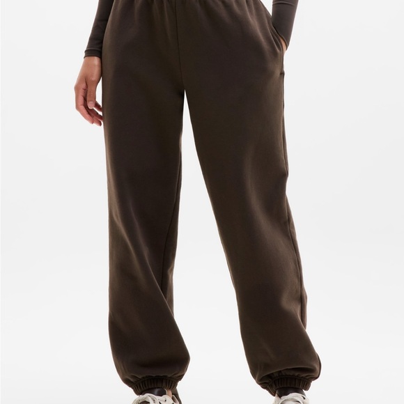 Athleta Pants - Athleta Forever Fleece High rise Jogger Size LP